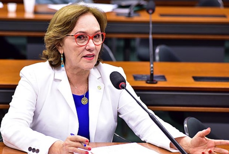 Senado aprova piso salarial de R$ 4.750 para profissionais de enfermagem