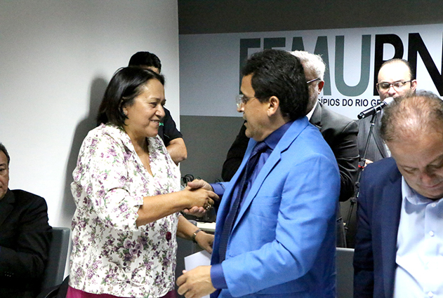 RN: Fátima Bezerra conclama prefeitos para fortalecer luta dos gov...